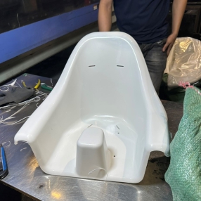 Sản Xuất Bàn Ghế Tập Ăn Em Bé Theo Yêu Cầu